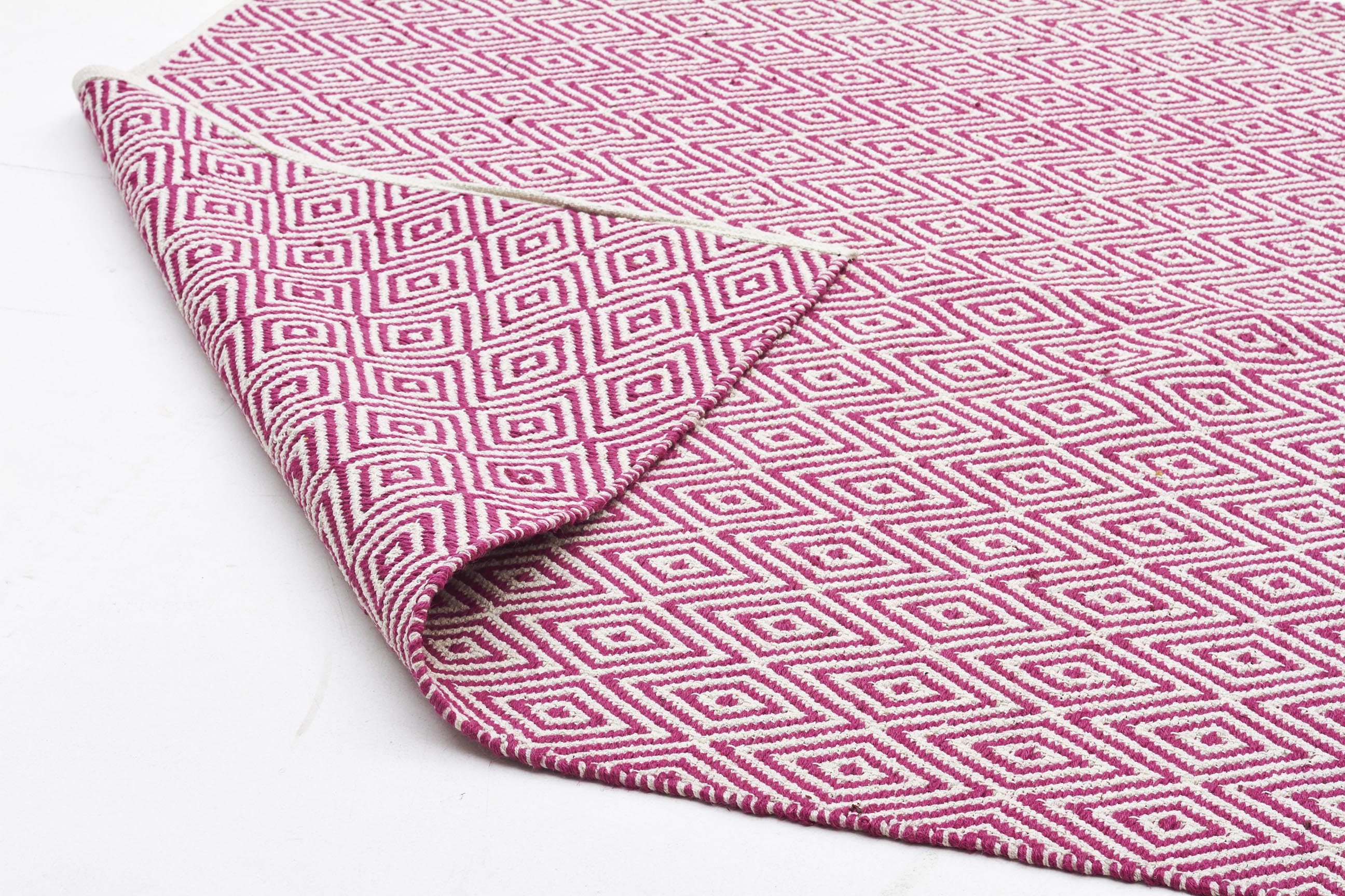 Skylar Rug Diamond Pink - Image 2