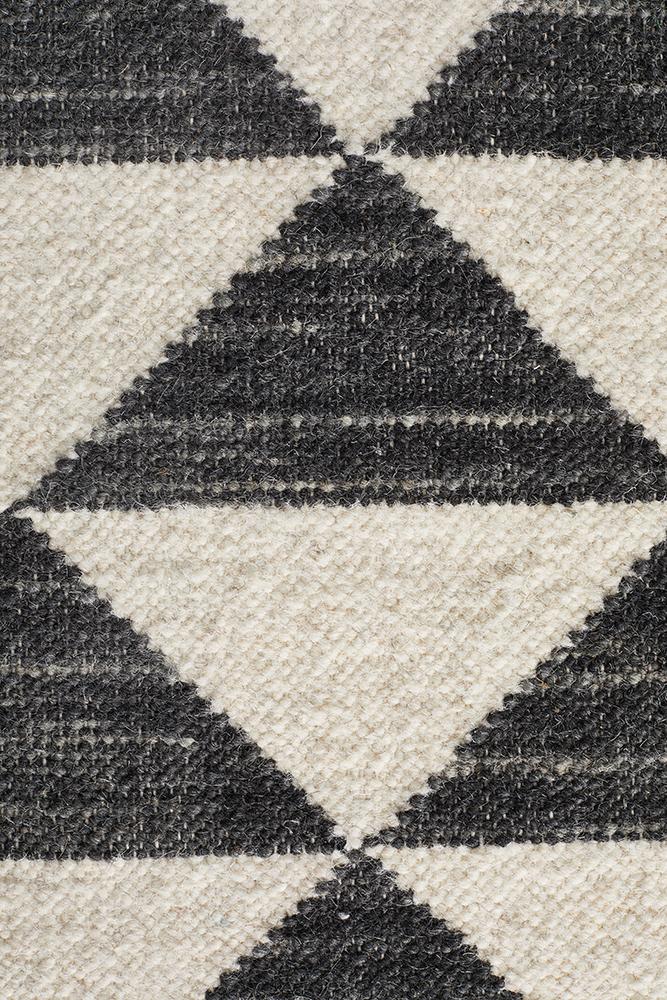 Aeneas Rug 327 Black - Image 4