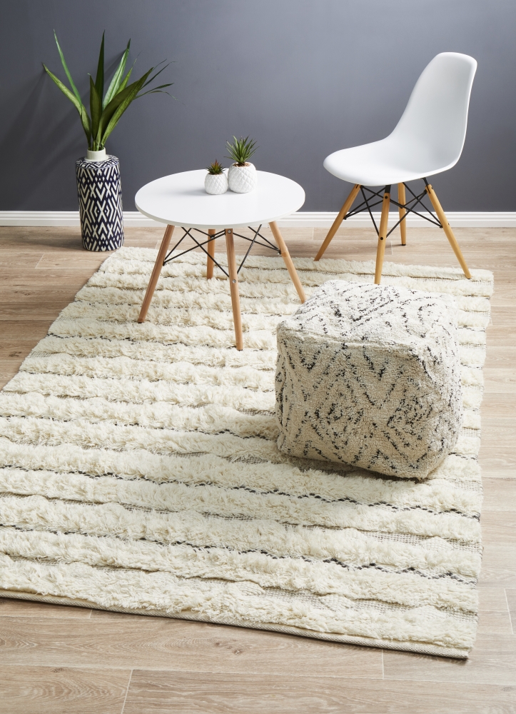 Livia Rug 10 Ivory