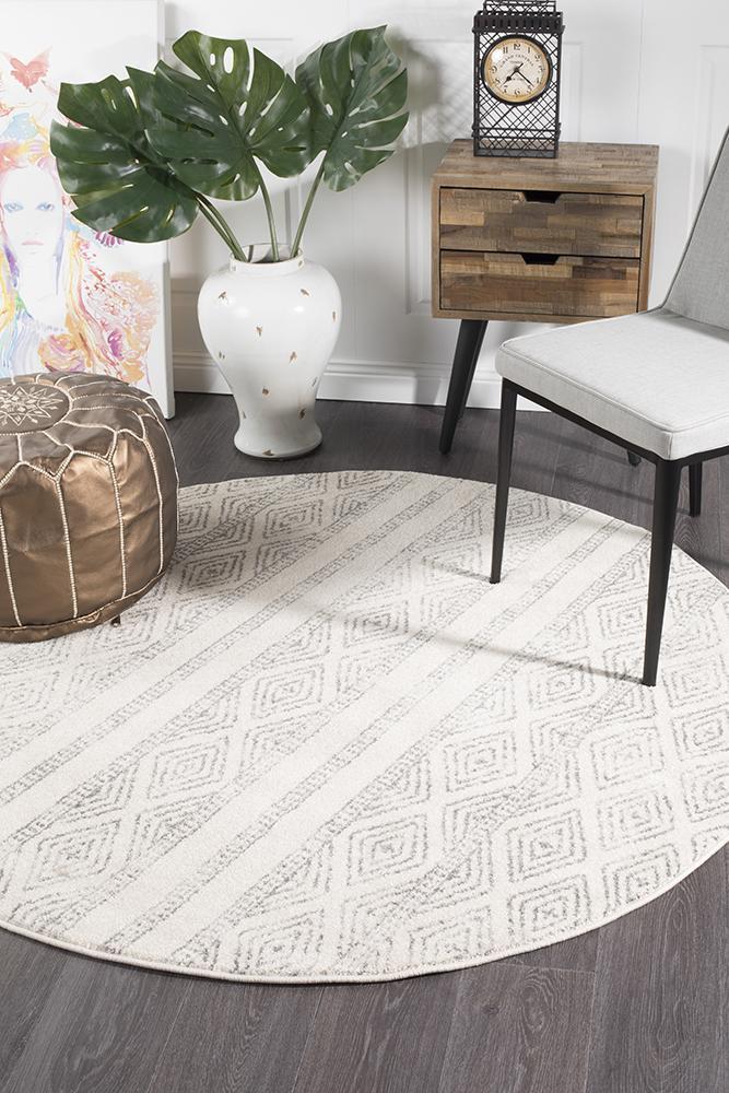 Regent WHITE AND GREY TRIBAL ROUND RUG