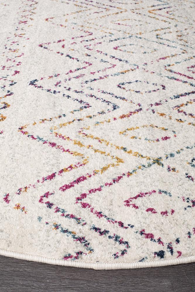 Regent MULTI RUSTIC TRIBAL ROUND RUG - Image 3
